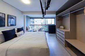 Charlie Uwin Brooklin