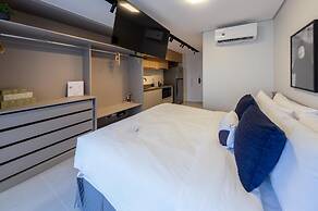 Charlie Uwin Brooklin