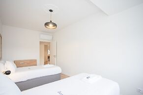 Liiiving - Modern Design Home