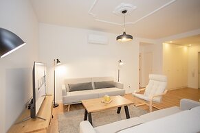 Liiiving - Modern Design Home