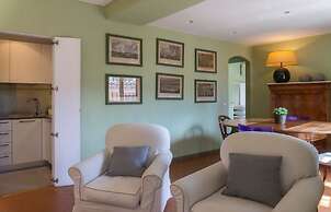 Piazza Venezia Charming Apartment