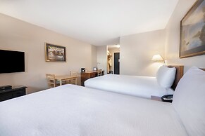 Sidney Waterfront Inn & Suites