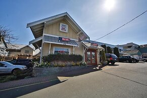 Sidney Waterfront Inn & Suites