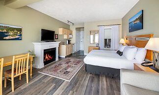 Sidney Waterfront Inn & Suites