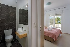 Blue Hills Villas by Estia