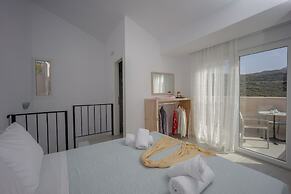 Blue Hills Villas by Estia