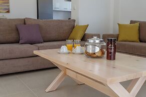 Blue Hills Villas by Estia