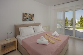 Blue Hills Villas by Estia