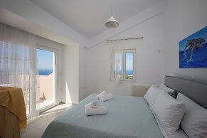 Blue Hills Villas by Estia