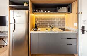 Charlie Nik Vila Mariana