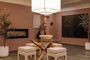 Sonder by Marriott Bonvoy Arlo Apartments Downtown