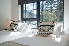 Mountainview Escape Revelstoke Vacations