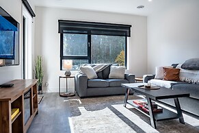 Mountainview Escape Revelstoke Vacations