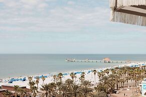 The Hiatus Clearwater Beach, Curio Collection By Hilton