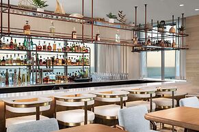 The Hiatus Clearwater Beach, Curio Collection By Hilton