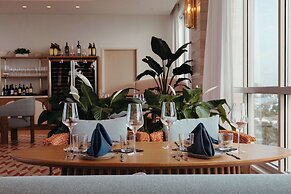 The Hiatus Clearwater Beach, Curio Collection By Hilton