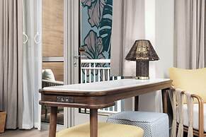 The Hiatus Clearwater Beach, Curio Collection By Hilton