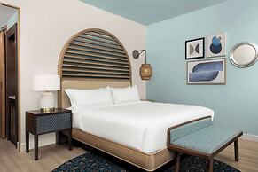 The Hiatus Clearwater Beach, Curio Collection By Hilton