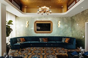 The Hiatus Clearwater Beach, Curio Collection By Hilton