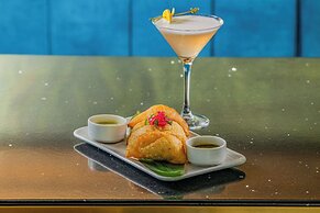 The Hiatus Clearwater Beach, Curio Collection By Hilton