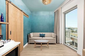 The Hiatus Clearwater Beach, Curio Collection By Hilton