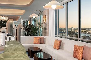 The Hiatus Clearwater Beach, Curio Collection By Hilton