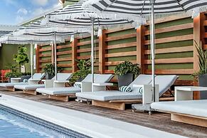 The Hiatus Clearwater Beach, Curio Collection By Hilton