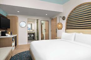 The Hiatus Clearwater Beach, Curio Collection By Hilton