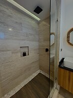 Charming One Bedroom Penthouse With Private Pool By Sandy Powerful