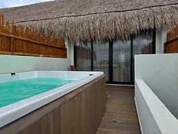 Charming One Bedroom Penthouse With Private Pool By Sandy Powerful