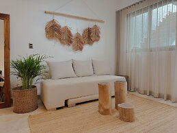 Charming One Bedroom Penthouse With Private Pool By Sandy Powerful