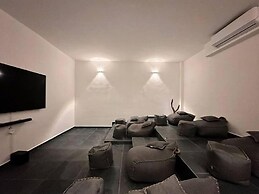 Charming One Bedroom Penthouse With Private Pool By Sandy Powerful