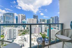 Top Location Stunning Condo in Brickell