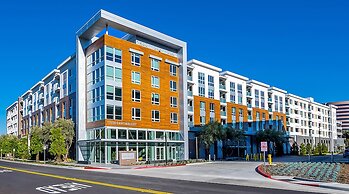 Global Luxury Suites Irvine