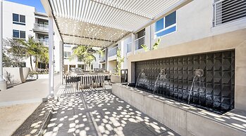 Global Luxury Suites Irvine