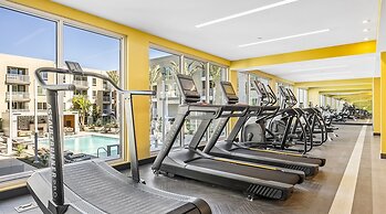 Global Luxury Suites Irvine