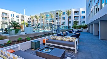 Global Luxury Suites Irvine