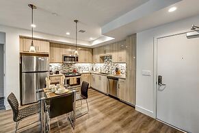 Global Luxury Suites Irvine