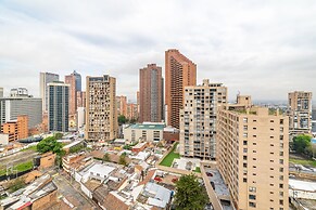 Astounding Tekto Wynwood House