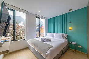 Astounding Tekto Wynwood House