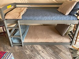 Canyonlands Dome Resort