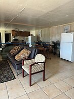 Del Rio Lodge