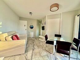 LFLATS no The First Free Flex Residence