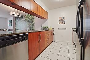 OneLuxStay in the Heart of Brickell