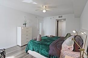 OneLuxStay in the Heart of Brickell