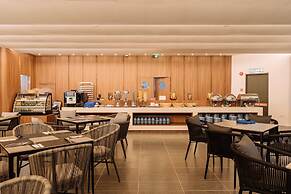 Impiana by Roxy Hotel