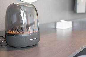 Workers Hotel Daejeon by Aank