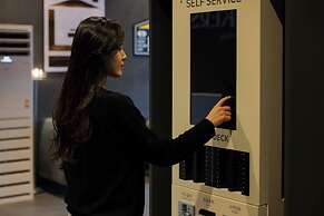 Workers Hotel Daejeon by Aank