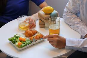 Workers Hotel Daejeon by Aank