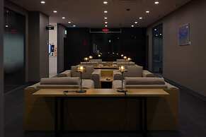 Workers Hotel Daejeon by Aank